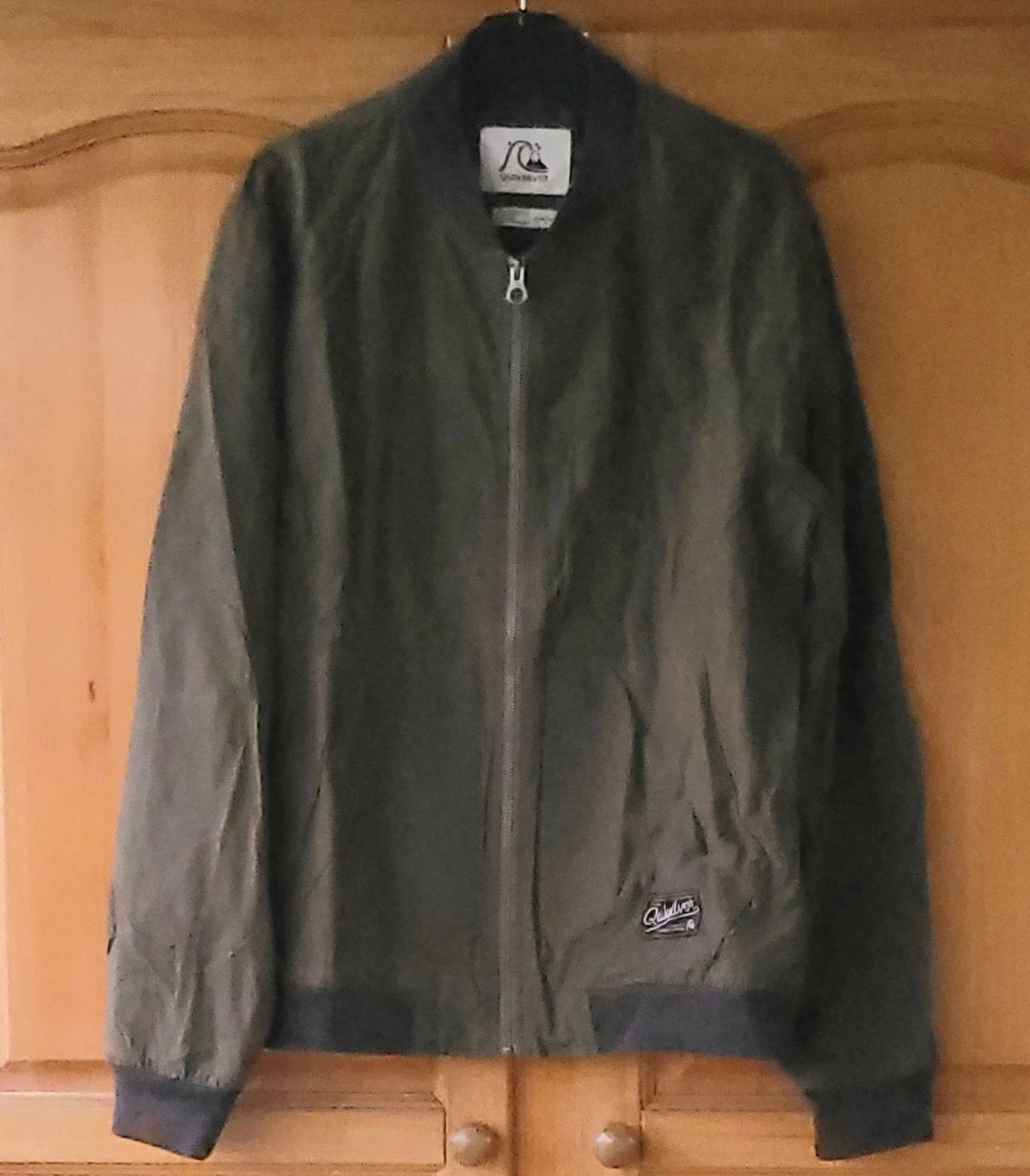 Quiksilver Jaqueta TM/TFr38- Kaki-Bombers/Vestuário para meia estação em estado excelente – photo 3